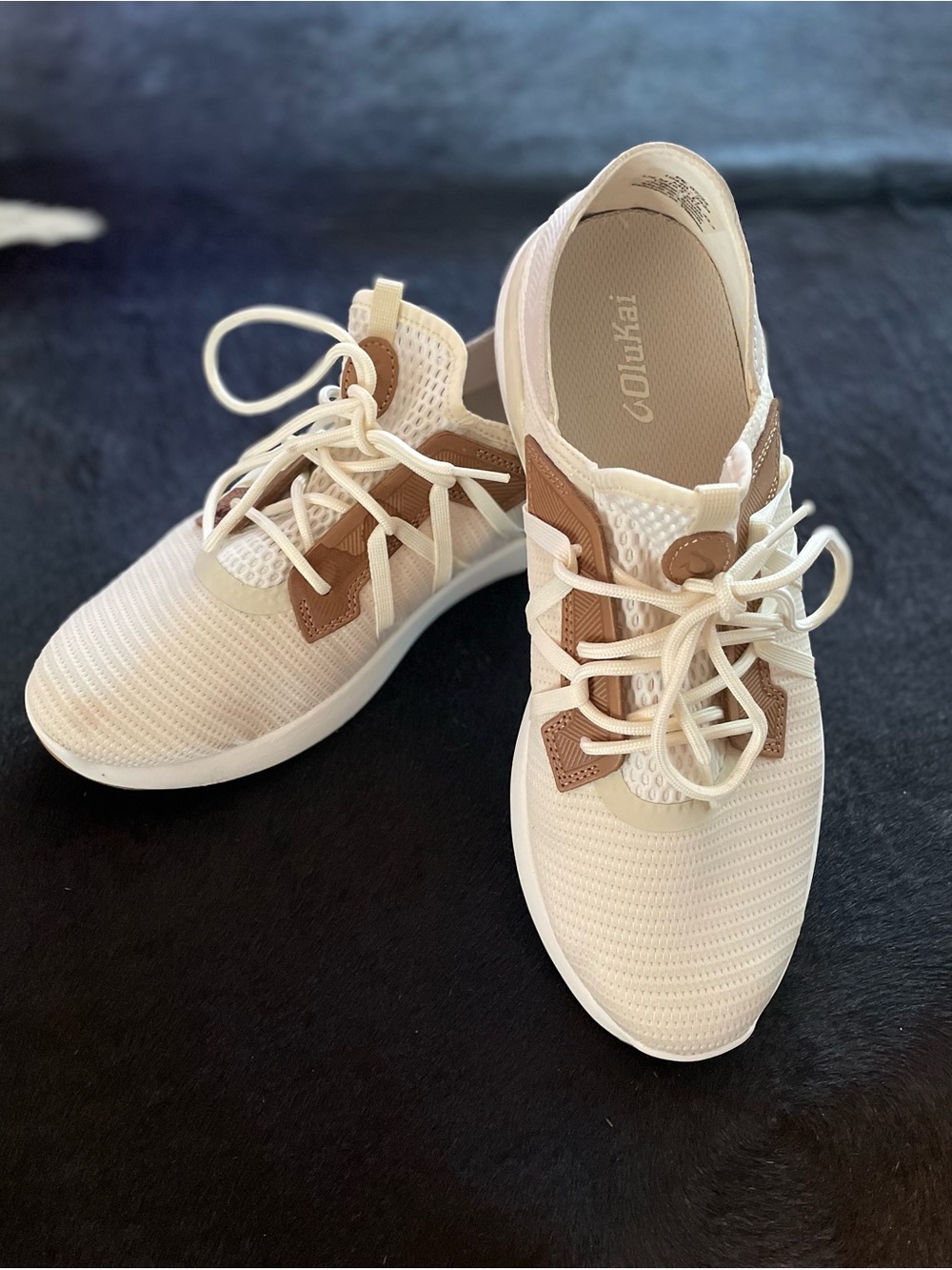 Olukai Men’s Lightweight Cream and Brown Mesh Athletic Sneaker